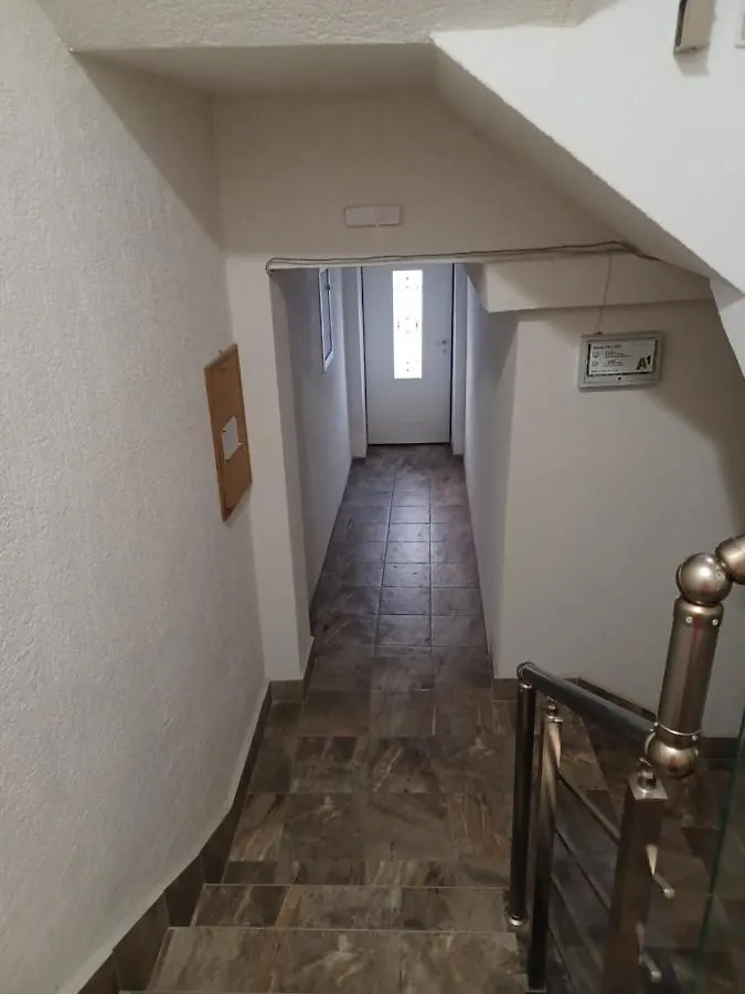 Tara Deluxe Apartment ヴァルナ