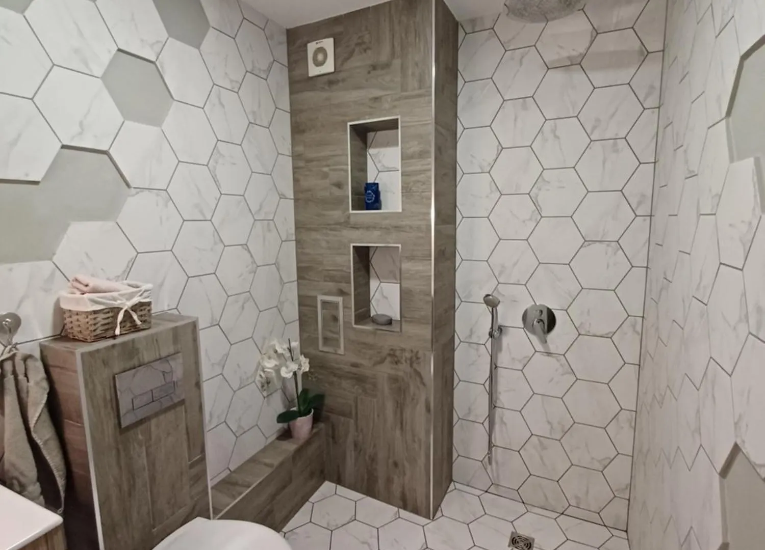 Tara Deluxe Apartment ヴァルナ